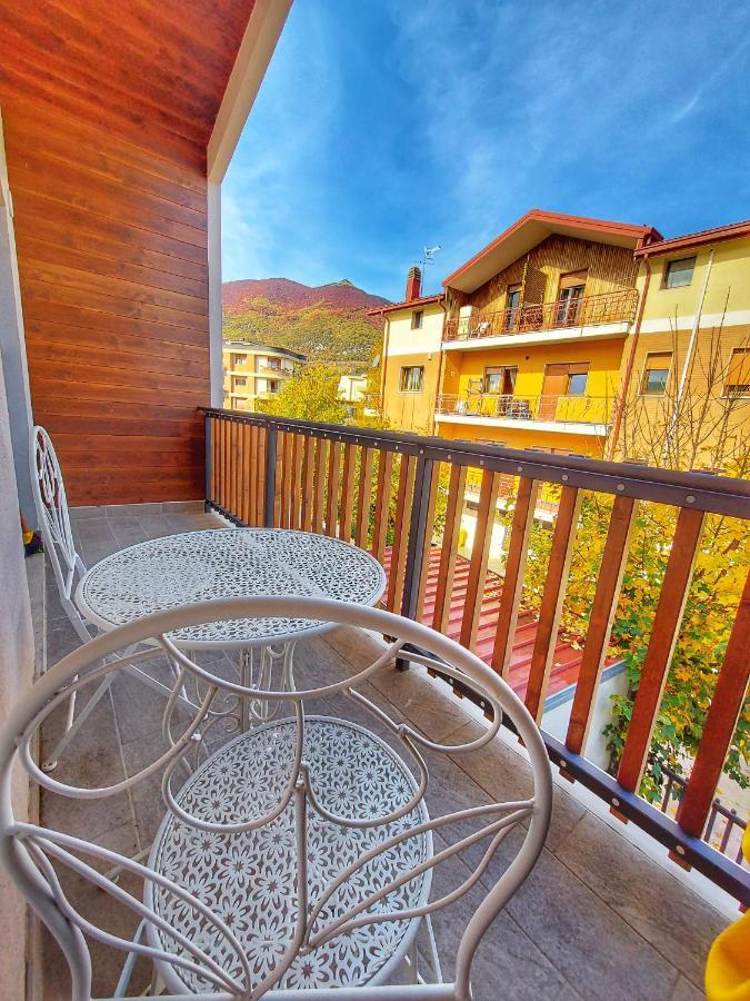 La Ginestra C&B House Apartamento Castel Di Sangro Exterior foto